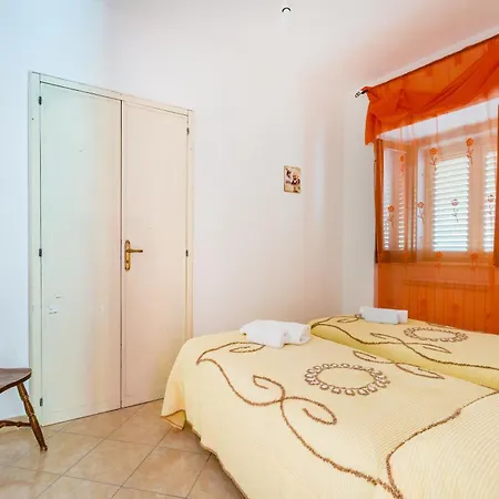 Apartment Da Nonna Nina Caronia